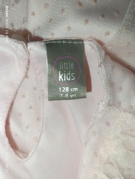 Dievčenské šaty, 128