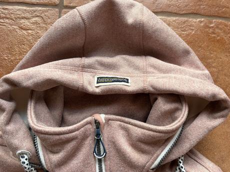 Schmuddelwedda vetrovka, s
