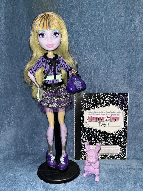 Monster high twyla boogeyman,
