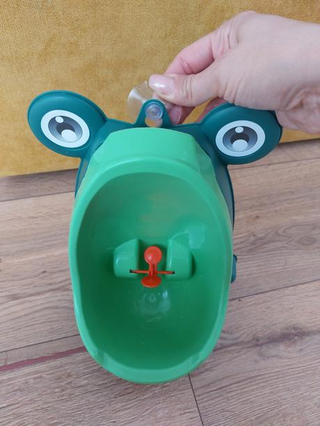 Žabka pisoarik nočník,