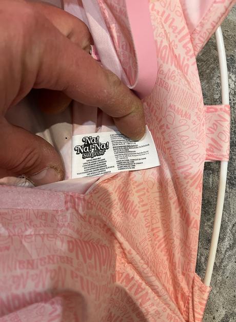 Na na na surprise camping, 