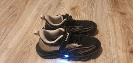 Svietiace botasky/tenisky, sprandi,34