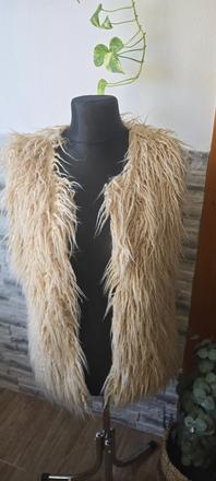 Huňatá vesta č.38, amisu,38