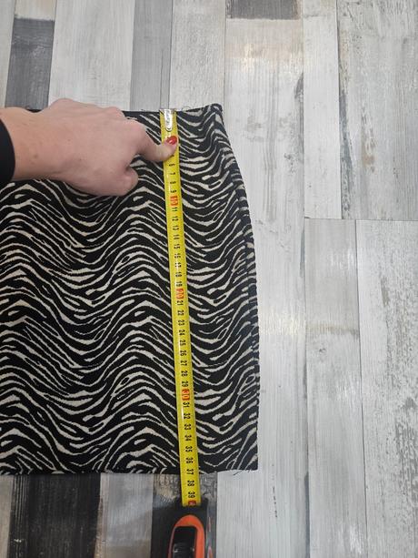 Dámska sukňa zn.forever 21, m