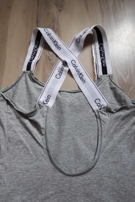 Mäkké body calvin klein, calvin klein,s