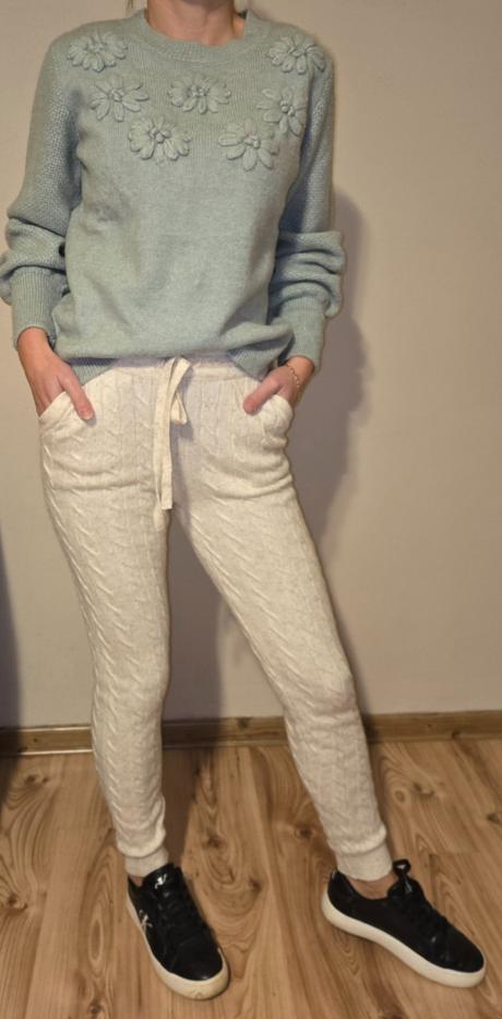 Svetriky/pulóvre vel.xs/s, c&a,xs