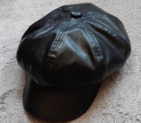 Dámska šiltovka, 56