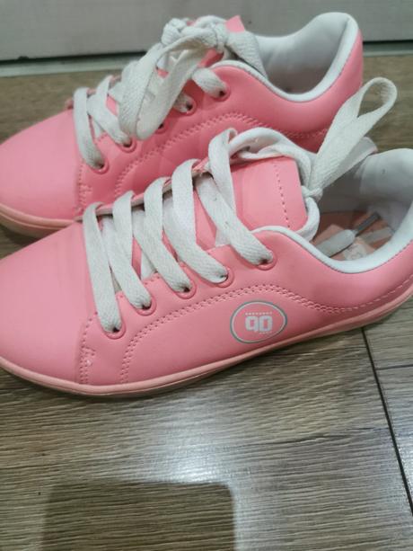 Tenisky, authority,31