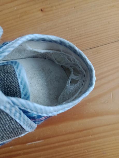 Plátenky na dvor, 20