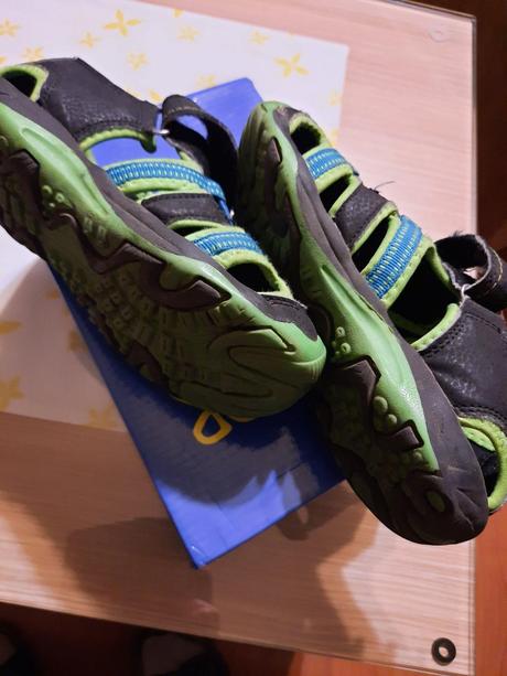 Chlapčenske sandále č.32, 32