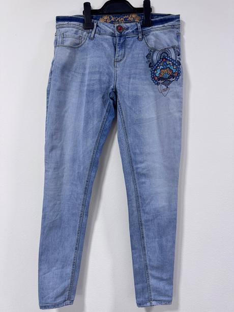 Desigual boho rifle s mandala výšivkou veľ 30, desigual,30