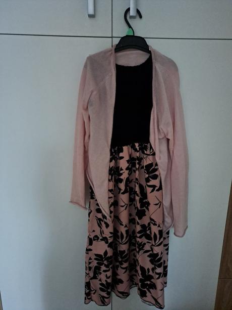 Šaty s bolerkom, 152