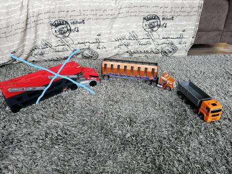 2 kamióny - cena spolu, 