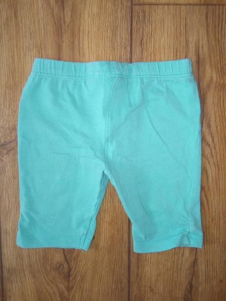 Zelené kraťase 0 až3mesiace nepoškodené, f&f,62