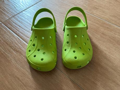 Letne topanky, crocs,33