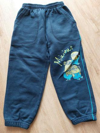 Tepláky mimoni/minions, 98