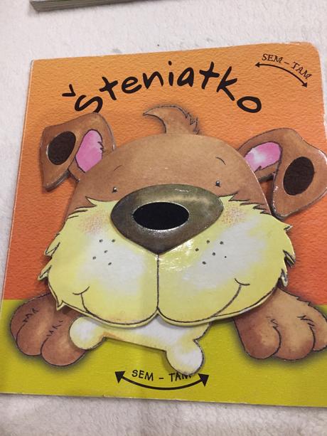 Seria kniziek s pohybujucimi sa hlavickami, 