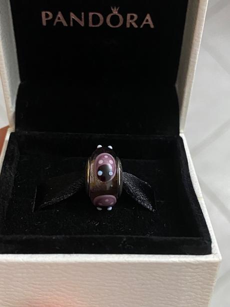 Pandora lienka, pandora