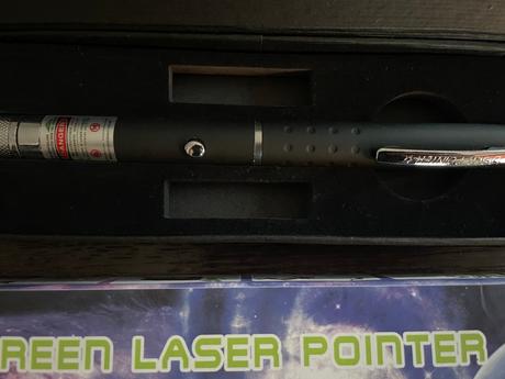 Laserové ukazovadlo,