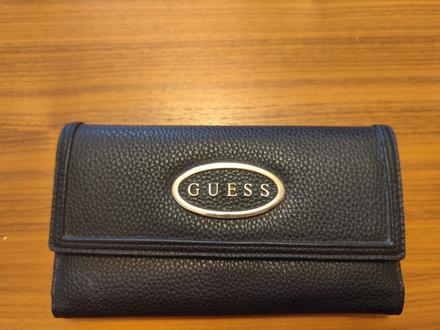 Kožená peňaženka guess. veľkosť 19x11 cm, guess