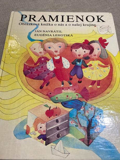 Krásna stará retro kniha kniha pramienok 1983,