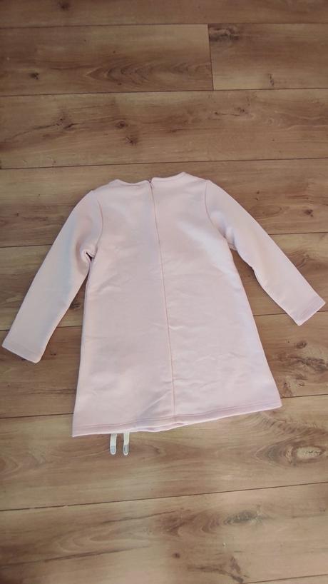 Nove teplakove saty/tunika, 122