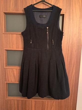 Šaty zimné v.158/164, 158