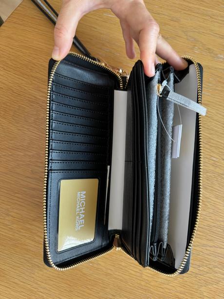 Michael kors kožená wristlet peňaženka, michael kors