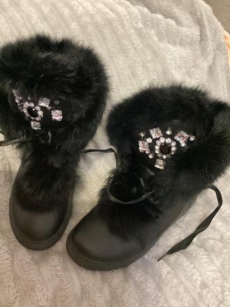 Topánky na zimu s kozusinkou a kamienkami, 36