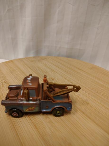 Zberateľský burák (race team mater), mattel,