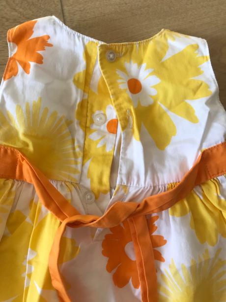 Šaty so spodnickou, 74