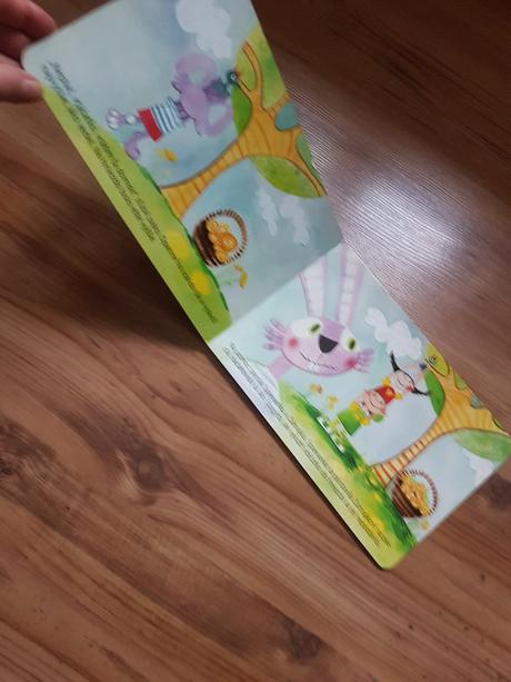 Leporelo/kniha jar v spievankove, 