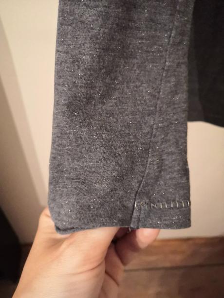 Tričko s kravatou pretkávané zlatou nitkou, next,122