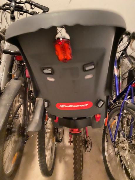 Zadna sedacka na bicykel,