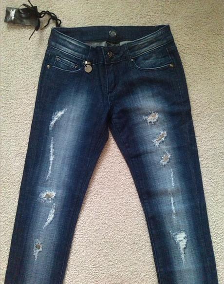 Tmavomodre rifle, 26