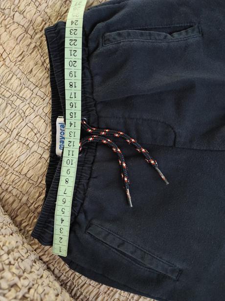 Predám chlap. teplákové mayoral nohavice veľ. 104, mayoral,104