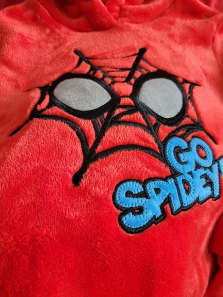 Červená plyšová spider-man mikina 110, 110