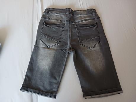 Trištvrťáky, chapter young,158