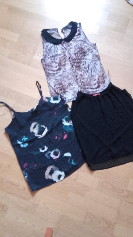 Balicek oblecenia, m