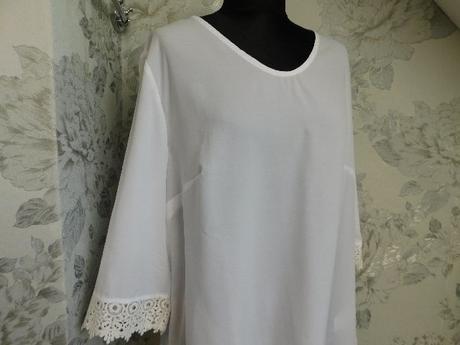 Pekna kvalitna bluzka, 44