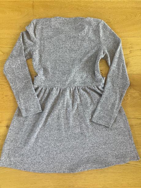 Dievcenske saty z jemneho upletu, terranova,164