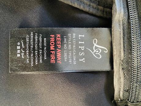 Čierny elegantný top, lipsy london,38