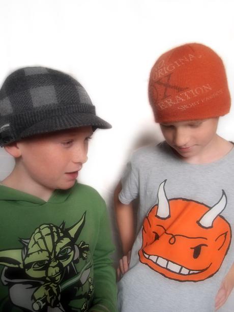 Šedá čiapka so šiltom, 110