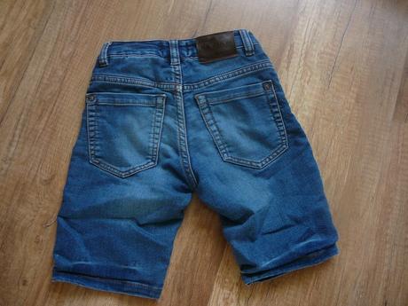 Chlapcenske riflove kratasy, 116