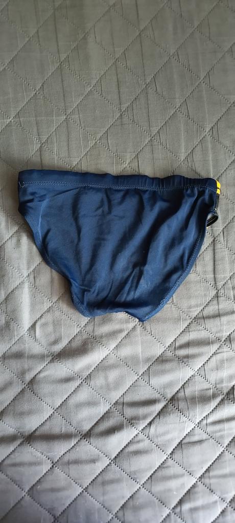 Detské plavky darujem, 116