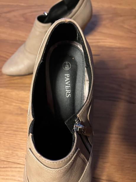 Dámske topánky, 40