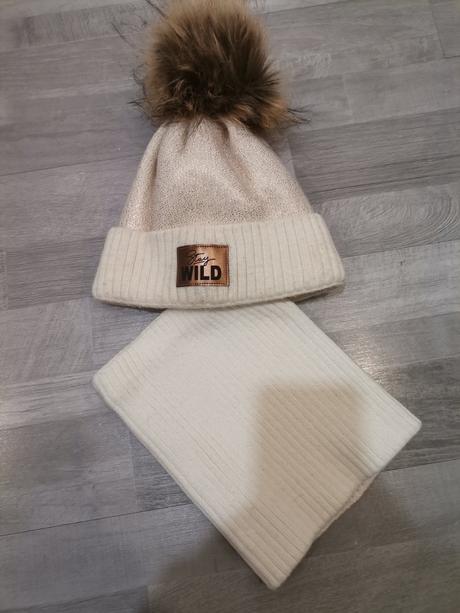 Set čiapka a nakrčnik, 110