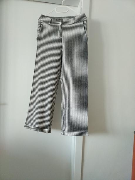 Padavé nohavice, 36