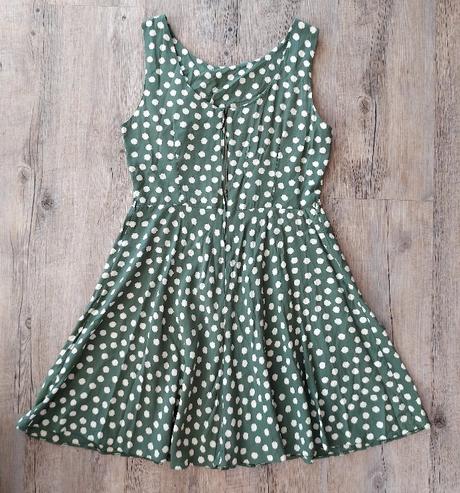 Zelené šaty z viskózy, 42