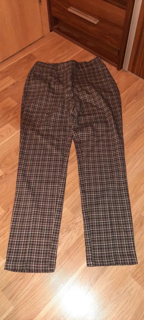 Karovane nohavice c.40, bonprix,40